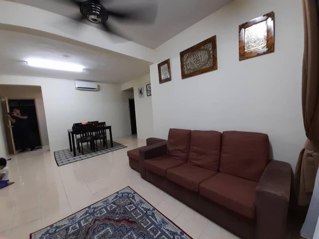 Dhuha Homestay @ Seri Alam Masai , Johor Eksteriør billede