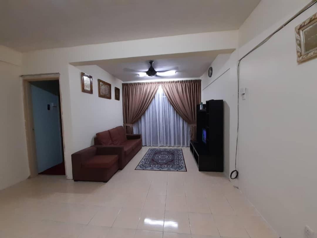 Dhuha Homestay @ Seri Alam Masai , Johor Eksteriør billede